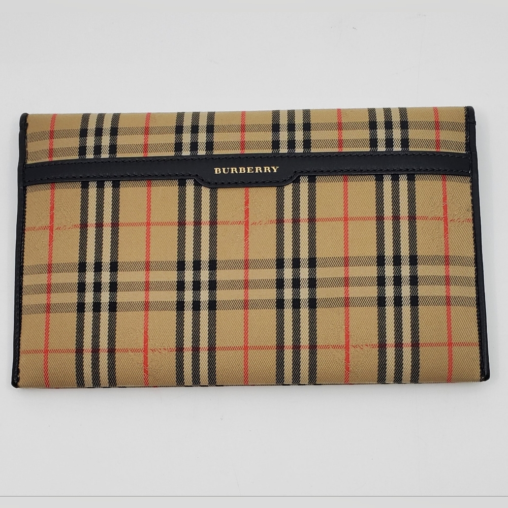 Burberry Check Clutch - Picture 3 of 9